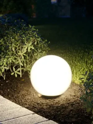 Kulová lampa Cumulus S, Ø 30 cm, bílá, plast, IP44, E27 Novinka