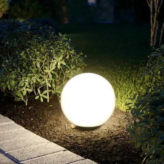 Kulová lampa Cumulus S, Ø 30 cm, bílá, plast, IP44, E27 Novinka