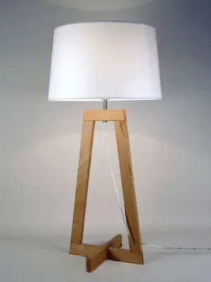 Autentický Stolní lampa Sacha LT z textilu a dřeva