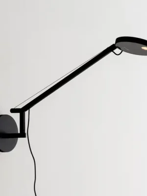 Novinka Artemide Demetra Micro nástěnné světlo 2700 K černé