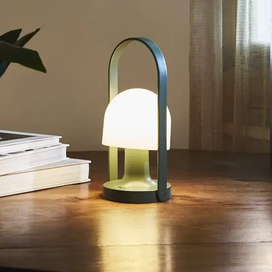 Horká Nabídka MARSET FollowMe LED stolní lampa na baterie zelená