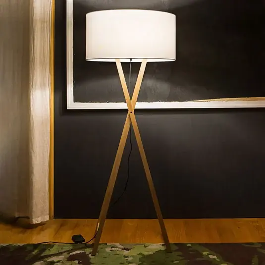 MARSET Cala P165 stojací lampa, dub/perlově bílá Značkový