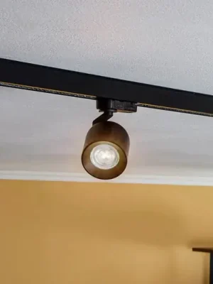 Akce Arcchio kolejnicový reflektor Brinja, černý, Ø 6,5 cm, 3fázový