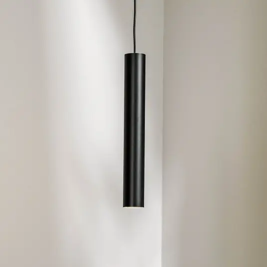 Ihned K Objednání Závěsné světlo Eye, 1žárovka, černé, výška stínidla 40 cm