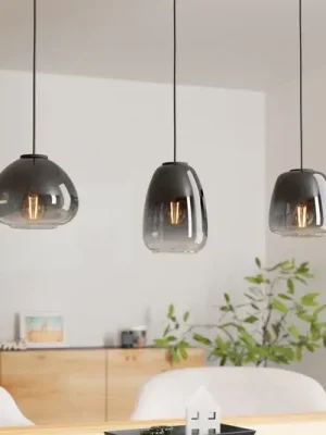 Závěsné svítidlo Aguilares, kouřové sklo, 3 světla, lineární Oblíbený
