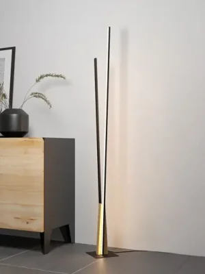 Stojací lampa Panagria LED, černá s dřevěnými detaily Levný