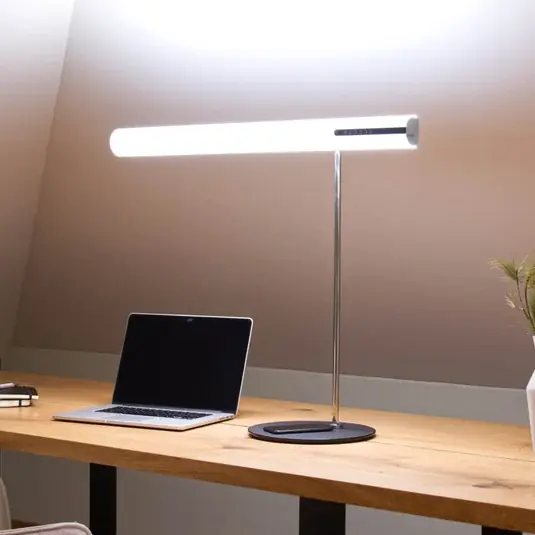 HEAVN One LED stolní lampa, stříbrná Zlevněný