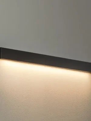 Časově Omezené Nástěnné světlo Straight L, 122 cm, černé