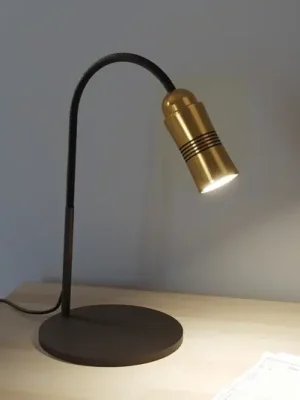 Novinka Neo! Table LED stolní lampa dim mosaz/černá