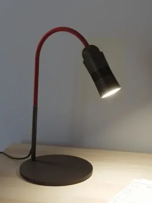 Vysoce Kvalitní Neo! Table LED stolní lampa dim černá/červená