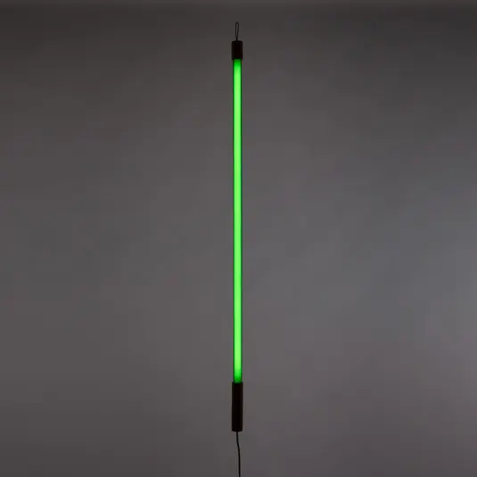 SELETTI LED světlo Linea, zelené, dřevěné detaily, univerzální Výprodej