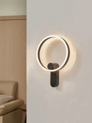 Akce Nástěnné svítidlo Lucande LED Yekta, přímé, černé, stmívatelné