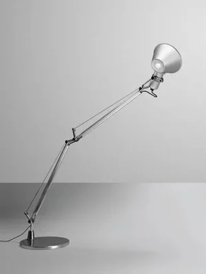 Vrácení Zdarma Stolní lampa Artemide LED Tolomeo Midi, 2 700 K, hliník