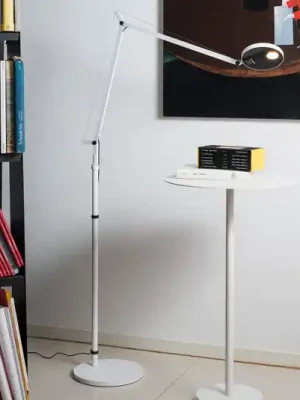 Artemide Demetra Reading stojací lampa 930 bílá Výhodná Nabídka