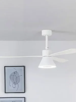 Stropní ventilátor Amelia Cone s LED světlem, bílá Aktuální