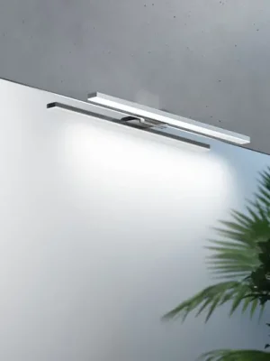 Zrcadlové světlo LED Triga IP44, chrom, 40 cm, 3 000 K Autentický