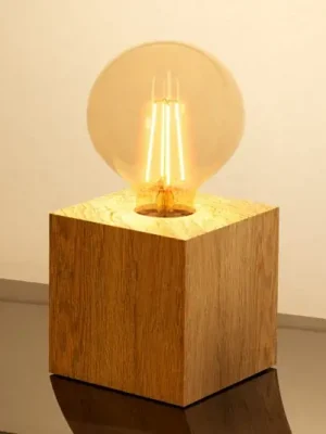 Originální Stolní lampa Prestwick 2, dřevěná kostka, přírodní
