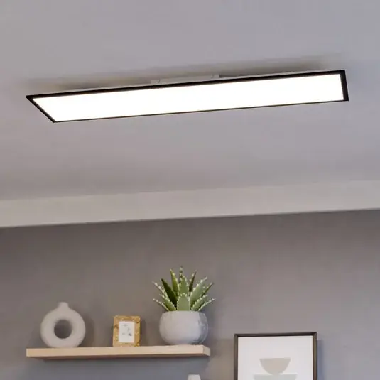 Stolní lampa Maccles, černá, dřevo Novinka