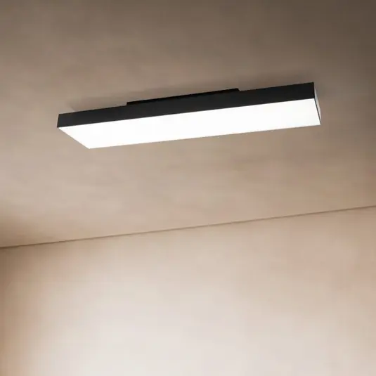 Stropní svítidlo Lucande LED Leicy, černé, 100 cm, RGBIC, CCT Novinka