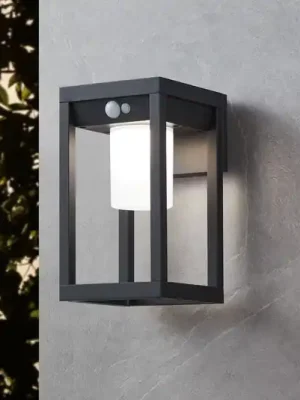 Solární LED nástěnné světlo Martano se senzorem Hit Sezóny
