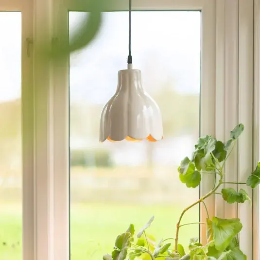 PR Home Tulippa závěsná lampa Ø 17 cm, béžová, zástrčka Must-Have