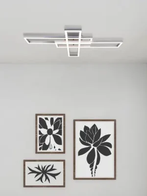 LED stropní světlo Bantry tři trojúhelníky CCT RGB Akční Nabídka
