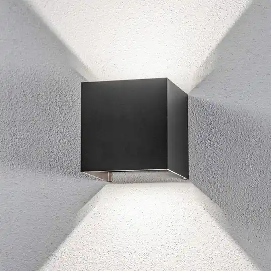 Venkovní nástěnné svítidlo Lindby Nivar, hranaté, černé, 10 cm, IP54 Nová Kolekce
