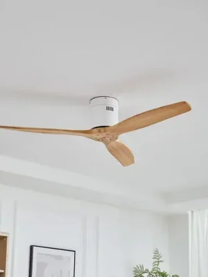 Hit Sezóny Stropní ventilátor Lucande Vindur, bílý, dřevěný, DC, tichý