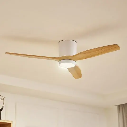 Stropní ventilátor Lucande LED Faipari, světlé dřevo, DC, 132 cm Výhodná Nabídka