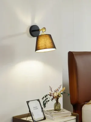 Kup Teď Nástěnné svítidlo Lucande Marvaine, černá/zlatá barva, nastavitelné