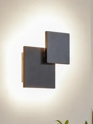 Víkendová Akce Nástěnné LED svítidlo Lucande Elrik, černé, výška 27 cm, kovové