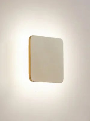 Víkendová Akce Nástěnné LED svítidlo Lucande Elrik, zlatá barva, 22 cm, kov