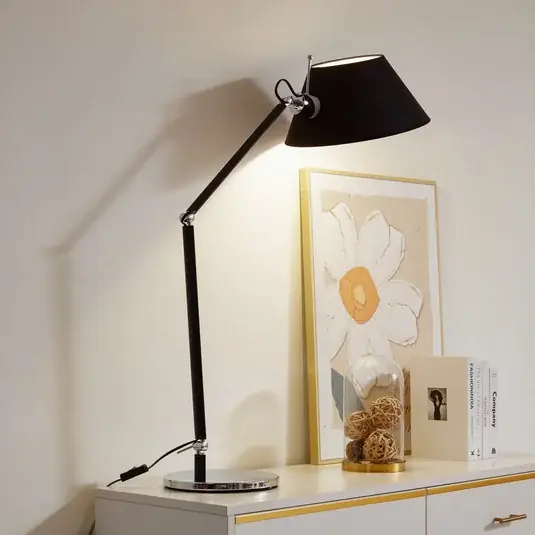 Stolní lampa Lucande Dansari, černá, kov, nastavitelná Vrácení Zdarma