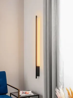 Quitani Talon LED nástěnné světlo, černé matné eloxované Bezpečná Platba