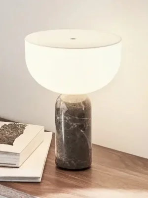 New Works Kizu dobíjecí stolní lampa Gris du Marais Oblíbený