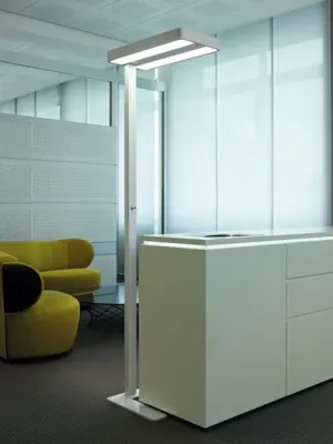 Akce LED stojací lampa MAULjuvis, bílá, 196 cm, základna, stmívatelná