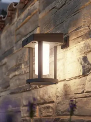 Levný Solární nástěnná lampa Philips Camill, černá/bílá, Ø 14 cm