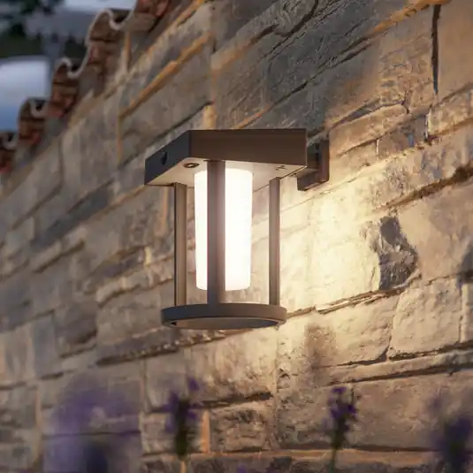 Levný Solární nástěnná lampa Philips Camill, černá/bílá, Ø 14 cm