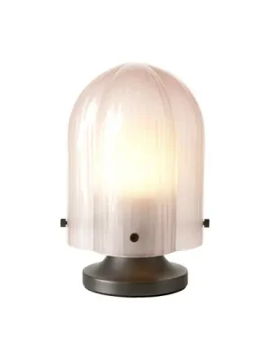 Akce Gubi stolní lampa Seine, mosaz antik, sklo korálově růžové