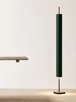 FLOS LED stojací lampa Emi, tmavě zelená, stmívatelné, výška 170 cm Nejprodávanější