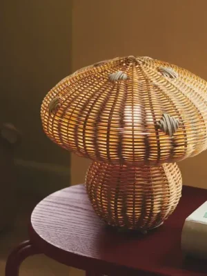 Akční Cena Stolní lampa Allie, ratan, tvar houby, přírodní hnědá barva