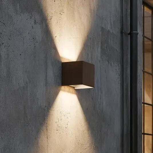 Must-Have Ideal Lux LED venkovní nástěnné svítidlo Atom, hnědé, 10 cm, kovové