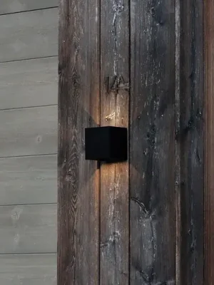Jen Po Omezenou Doba Ideal Lux LED venkovní nástěnné svítidlo Atom, černé, 10 cm, kovové