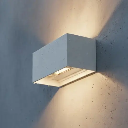 Ideal Lux LED venkovní nástěnné svítidlo Atom, bílé, 20 cm, kovové Odeslání Ihned