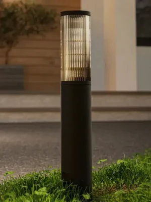 Svítidlo na podstavci Salle, výška 46,5 cm, černá barva, hliník Sezónní Sleva