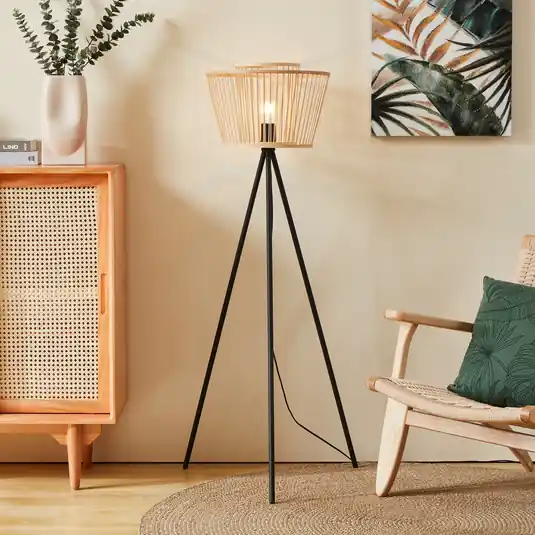 Finální Výprodej Stojací lampa Hykeham, výška 129,5 cm, přírodní/černá, bambus