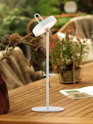 Dokud Zásoby Vydrží JUST LIGHT. Nabíjecí stolní lampa Amag LED, bílá, železo, IP44