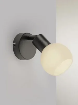 Sezónní Sleva JUST LIGHT. Nástěnné svítidlo Loki, černá barva, železo, sklo