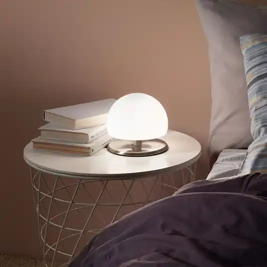 Stolní lampa Morgana, nikl / bílá, dotykový stmívač, 3 000 K Kup Teď