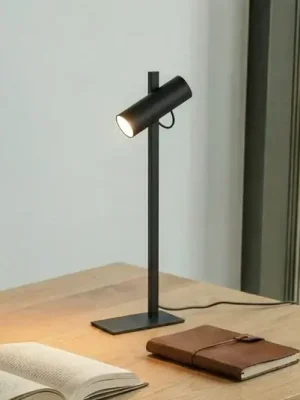 Zlevněný Stolní lampa Lucande Lysias, černá, kov, výška 55 cm